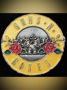 Vintage Guns N' Roses belt buckle 2004